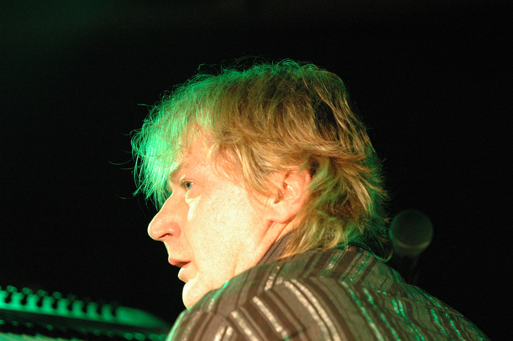 GEOFF DOWNES, Icon 3